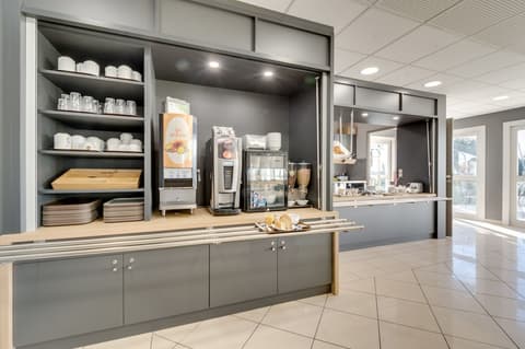 B&B HOTEL Fréjus Puget-sur-Argens, Breakfast area