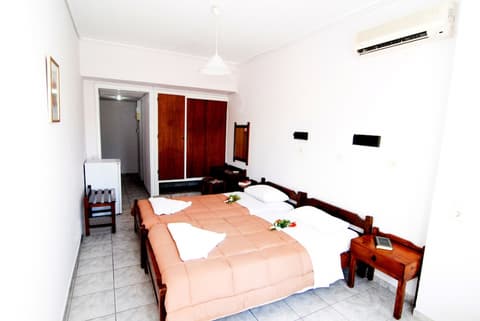 Aegeon Hotel, Room