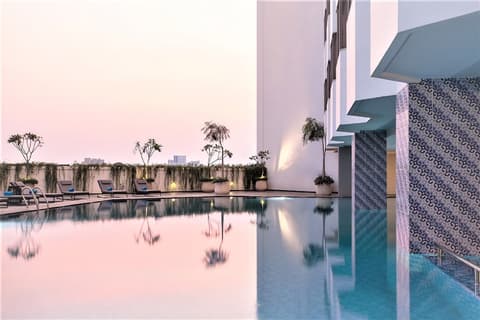 Mercure Jakarta Batavia, Pool