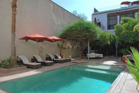 Riad Charai, Pool