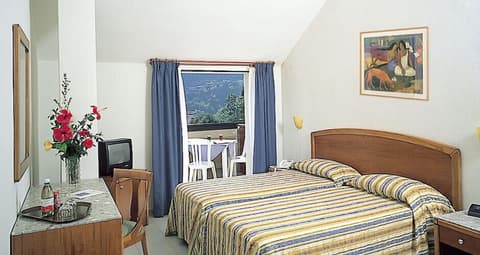 Suisse Thermal Village, Room