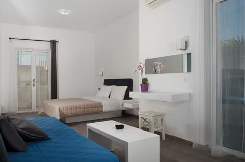 Aestas Apts, Room