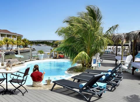 Ocean Breeze Boutique Hotel & Marina, Pool