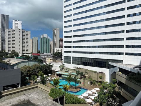 Mar Hotel Conventions, Interior entrance