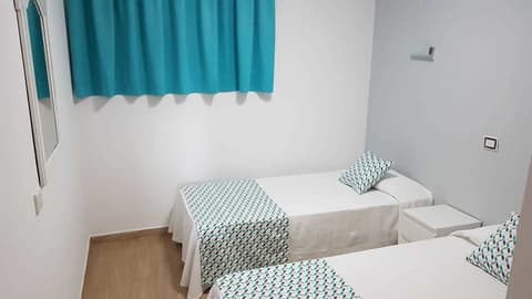 Apartamentos Montesol, Room