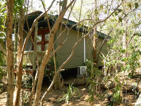 Kwalape Safari Lodge, Room
