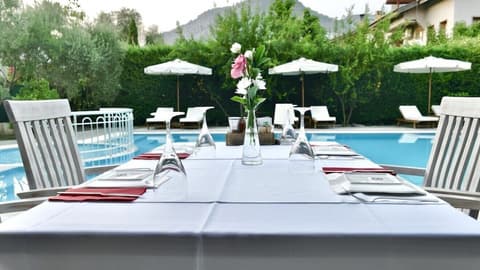 Renka Hotel & Spa, Terrace/patio