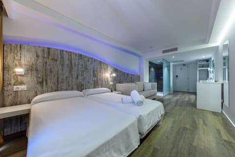 Welikehotel Triton Beach, Room