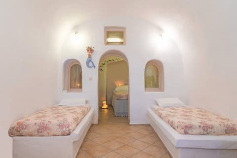 Santorini Paradise, Room