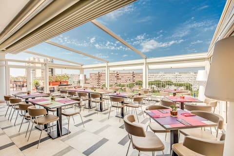 Warmthotel, Restaurant