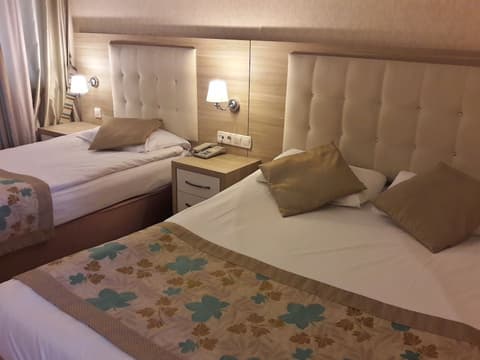 Cender Hotel, Room