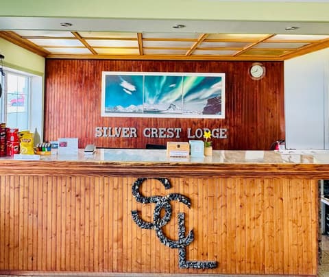 Silver Crest Lodge, 