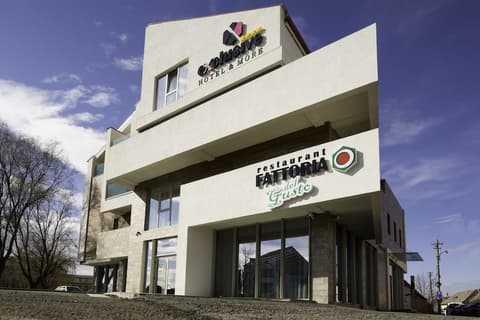 Exclusive Hotel & More, Front of property