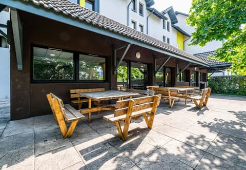 B&B HOTEL Chambéry La Cassine, Terrace/patio