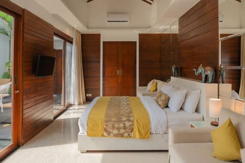 Anari Villas Kuta, Room