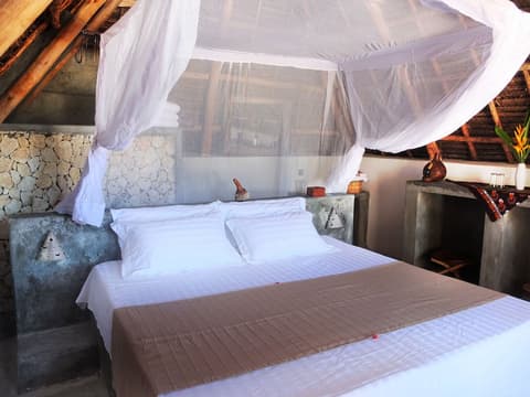 Nur Beach Hotel, Room