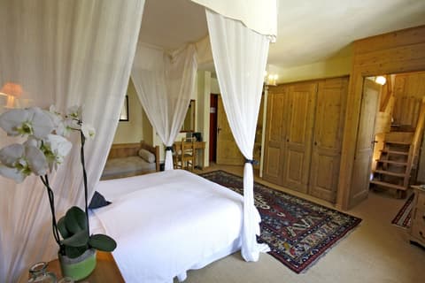 Chilly Powder - Hôtel au Coin du Feu, Room