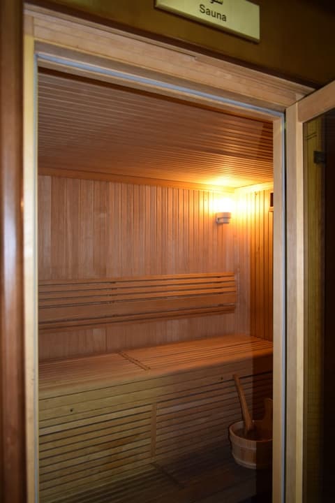 Saraya Corniche Hotel, Sauna