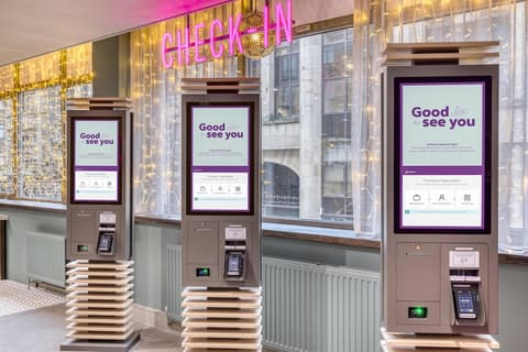 Premier Inn Glasgow City - George Square, Reception