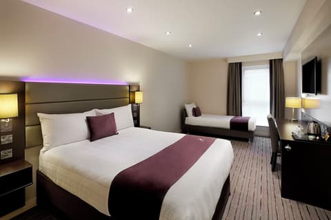 Premier Inn Glasgow City - George Square, Room