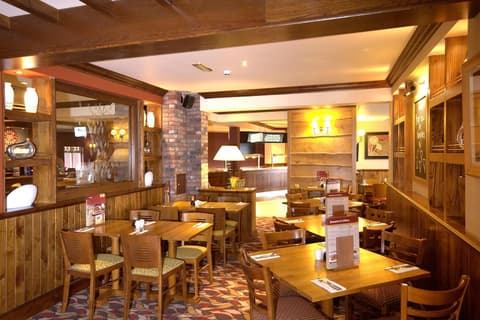 Premier Inn Dumbarton/Loch Lomond, Restaurant