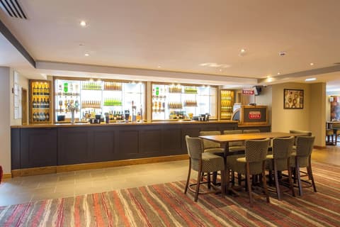 Premier Inn London St Pancras, Dining