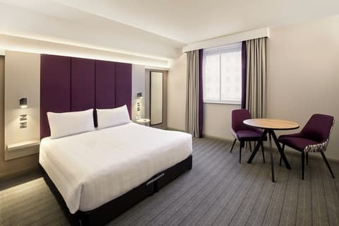 Premier Inn Durham City Centre - Walkergate, Room