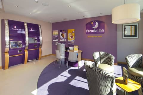 Premier Inn York City - Blossom St South, Reception