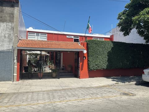 Hotel Camba, Front of property