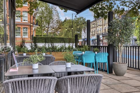 Premier Inn London Hampstead, Terrace/patio