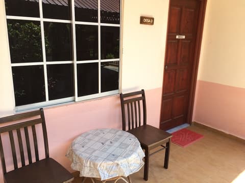 Desa Motel, Terrace/patio