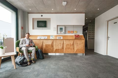 Tailormade Hotel IDEA Spreitenbach, Lobby
