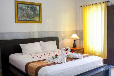 Putu Guest House 2, Room