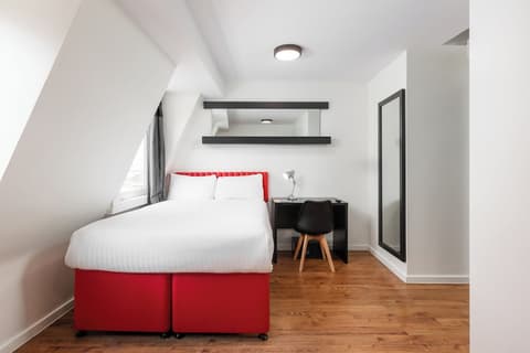 Tune Hotel Liverpool, Room