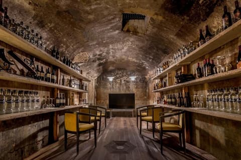 Faro Capo Spartivento, Bar (on property)