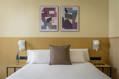 BYPILLOW The Citadel, Room