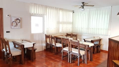 La Quinta, Restaurant