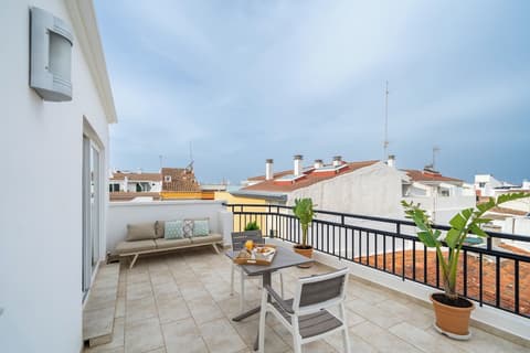 Hostal Menurka, Terrace/patio