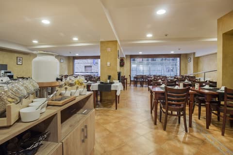 Hotel Catalunya Ski by Nexta, Breakfast area