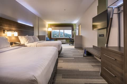Holiday Inn Express & Suites Victoria - Colwood by IHG, Room
