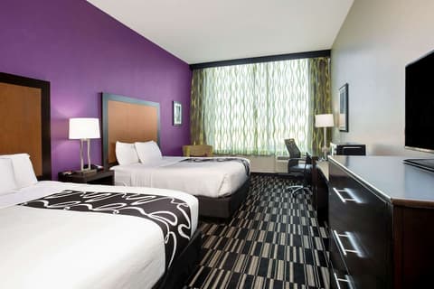 La Quinta Inn & Suites by Wyndham Cedar City, Room