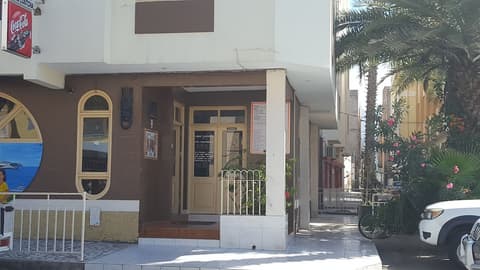 Chez Loutcha Residencial, Check-in/check-out kiosk