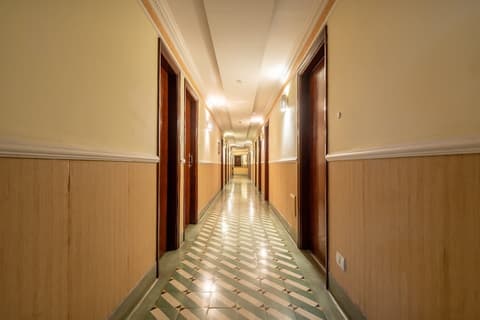 Rede Andrade Piratininga, Lobby