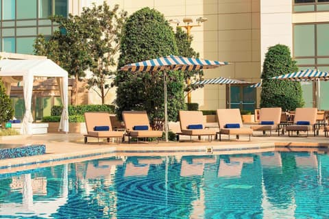 St. Regis Macao, Pool