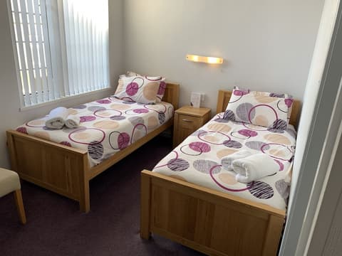 Austins Self Service Guest House, Room