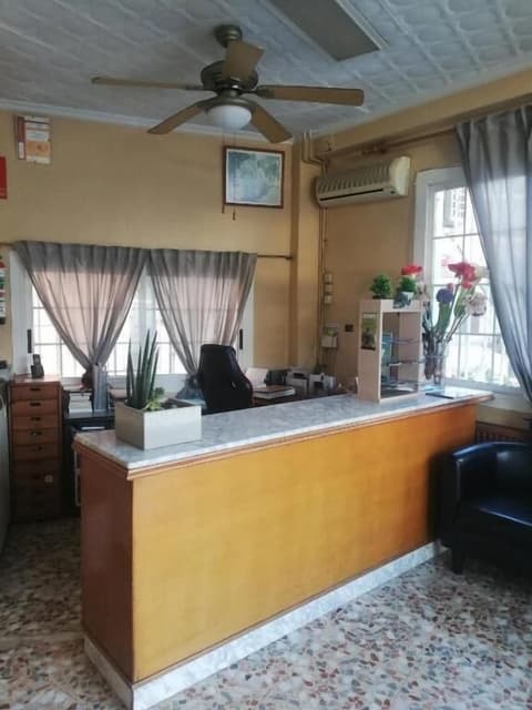 Hotel Alain, Reception