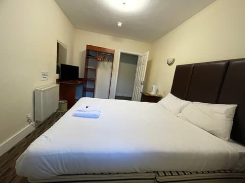 Lochway Hotel, Room