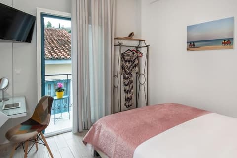 Downtown Hotel, Room