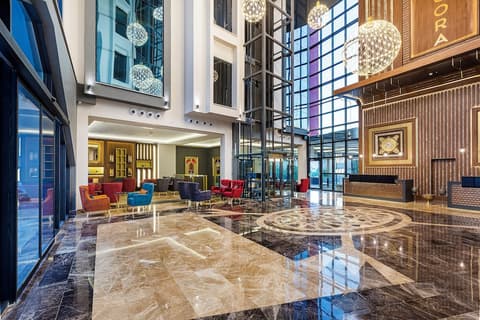 Algora Halal Hotel, Lobby