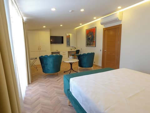 Gurtas Hotel, Room